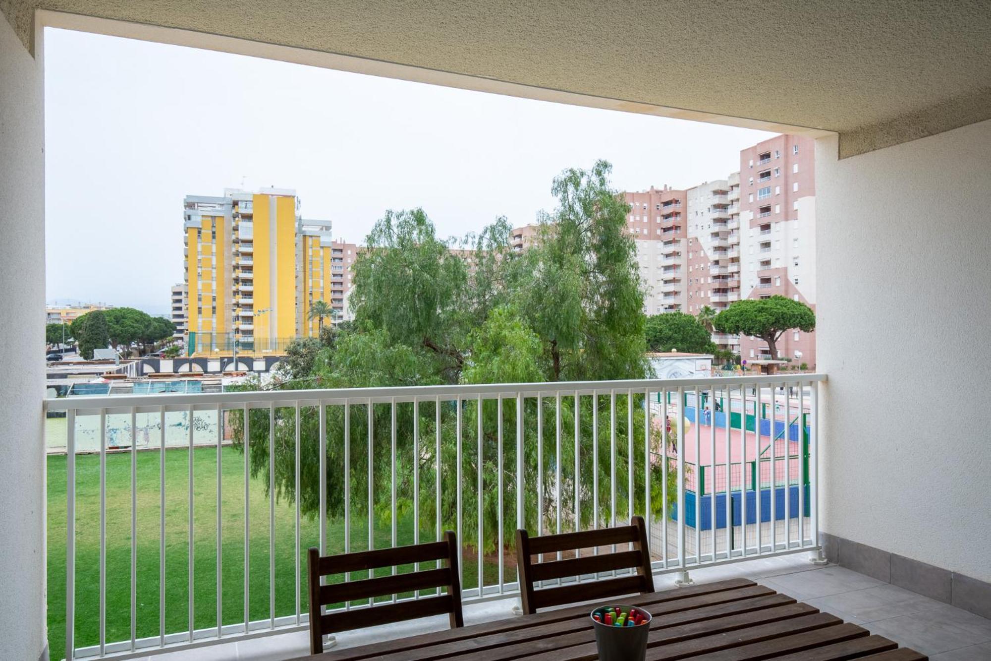 Apartamentos En Canet Al Mar, Junto Playa Y Con Piscina Canet d’En Berenguer Kültér fotó