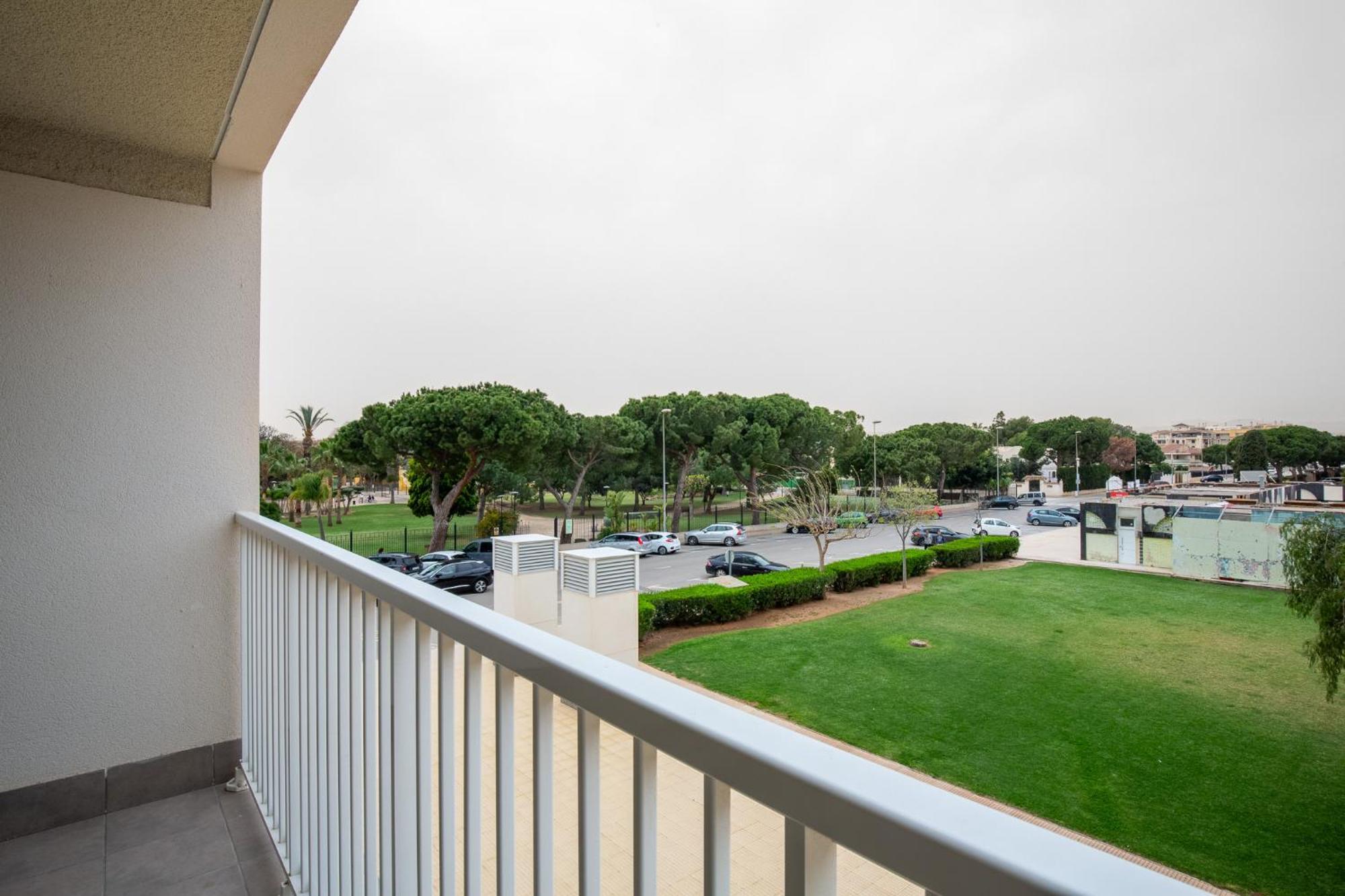 Apartamentos En Canet Al Mar, Junto Playa Y Con Piscina Canet d’En Berenguer Kültér fotó